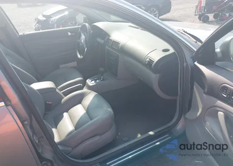 2005 Volkswagen Passat Gls 1.8T из США, поврежденный, VIN WVWAD63B75P002304